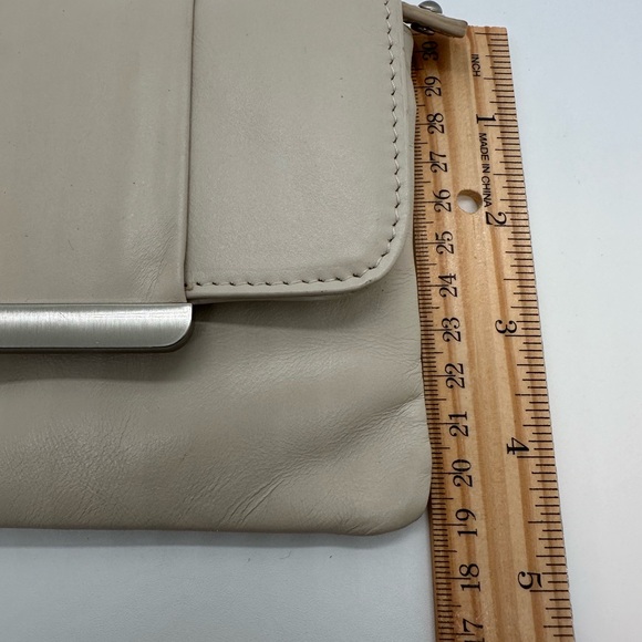 Red Envelope Leather Wristlet Bone/Cream Color - Picture 5 of 6